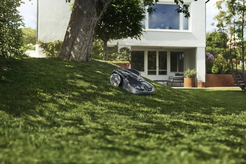Husqvarna Automower® 320 NERA with Husqvarna EPOS™ Plug-in Kit